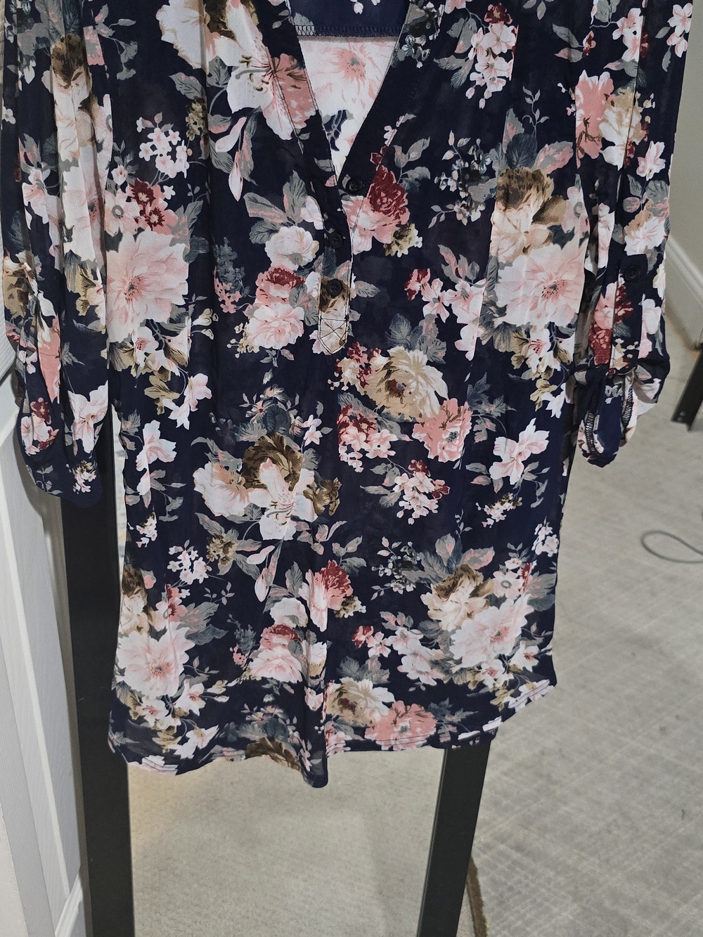 Siren Lily Navy Floral Button-Front Blouse with Pink and Cream Blooms